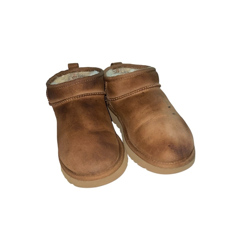 UGG Classic Ultra Mini Boots Women Size 8 - Picture 3 of 9